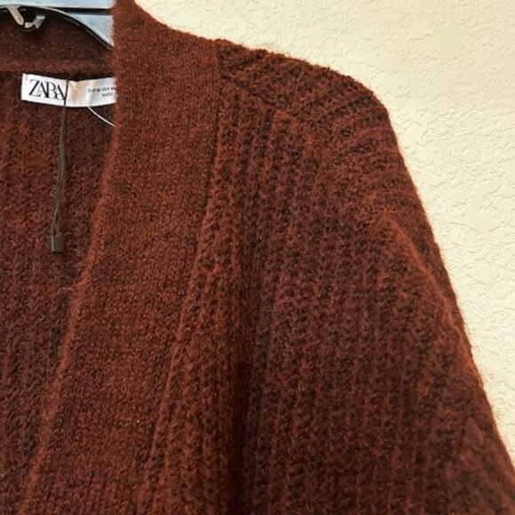 NWOT Zara Burgundy Knit Cardigan Sweater With Pockets - Picture 9 of 10
